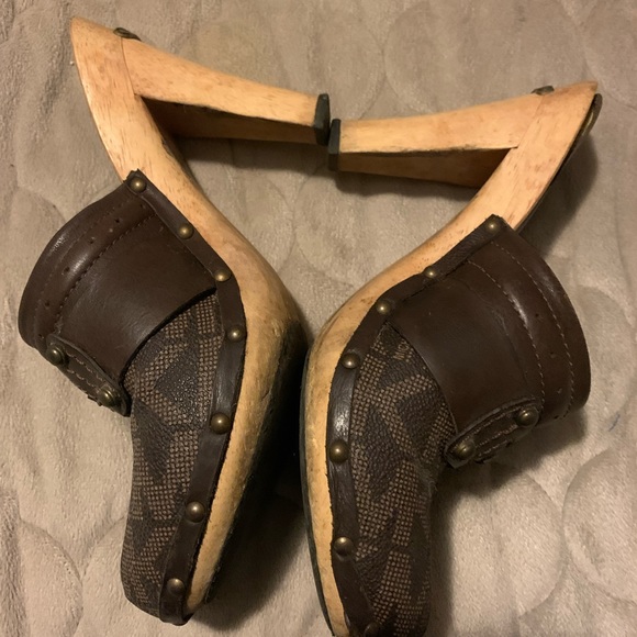 Michael Kors Suecos 3” and up - Picture 3 of 4